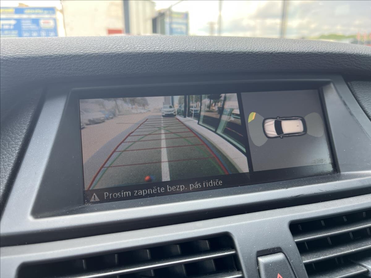 BMW X5 SUV 3,0 l 200 kw