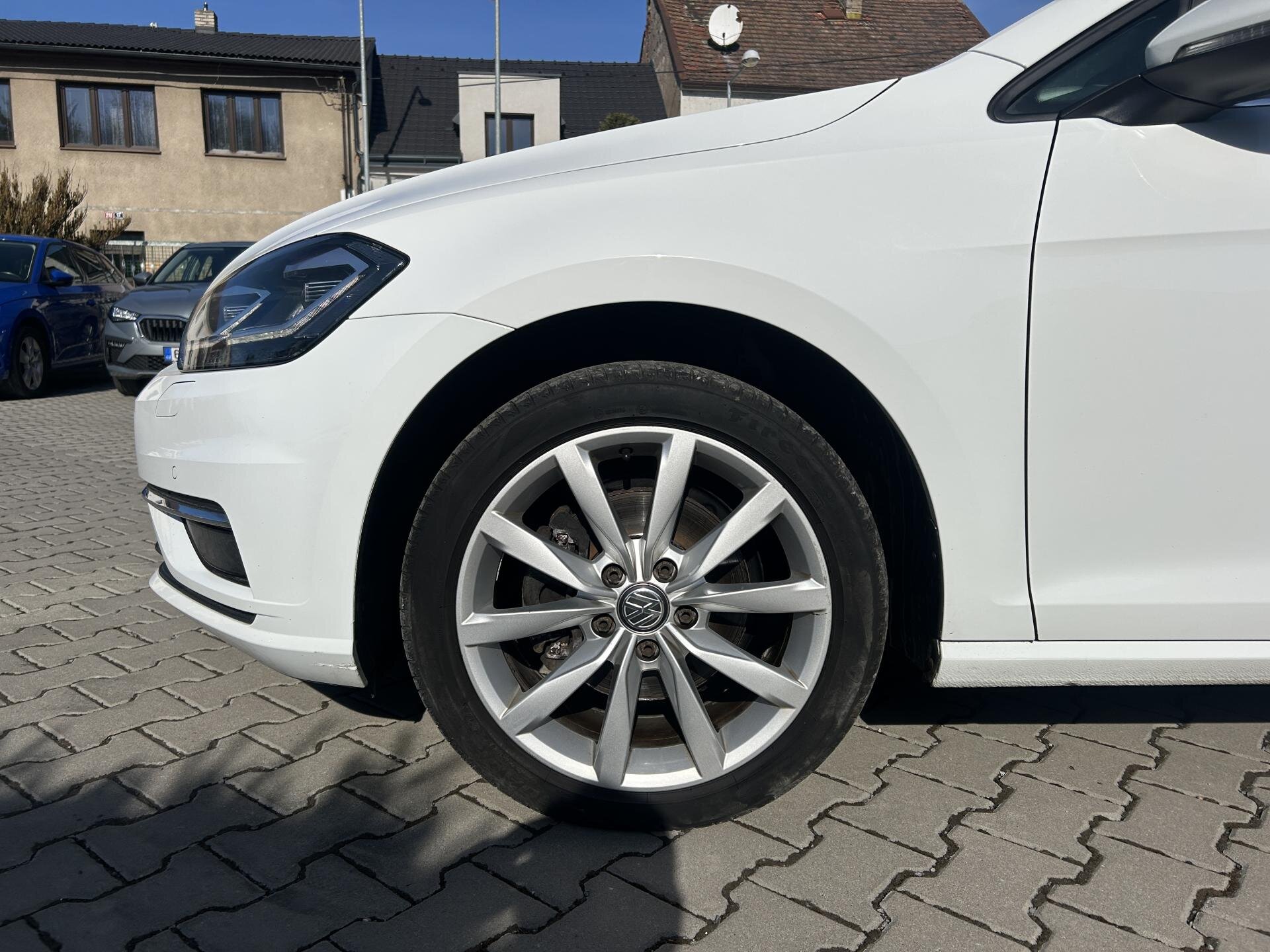 Volkswagen Golf Kombi 2,0 l 110 kw