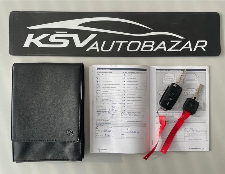 Volkswagen up! Hatchback 999,0 44 kw