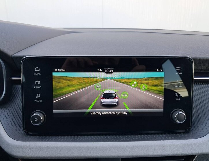 Škoda Scala Hatchback 1,0 l 85 kw