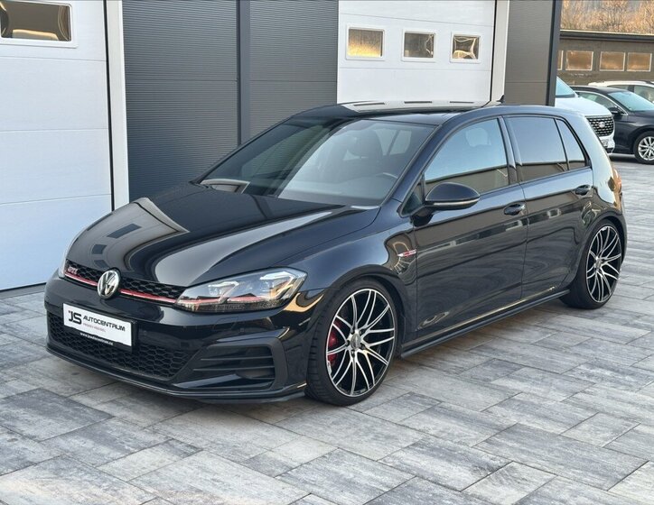 Volkswagen Golf Hatchback 2,0 l 180 kw