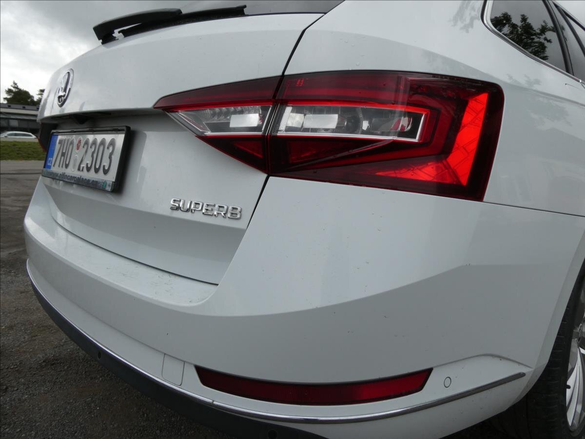 Škoda Superb Kombi 2,0 l 140 kw