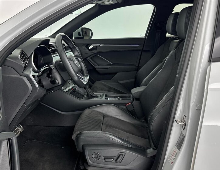 Audi Q3 SUV / Terénní 2,0 l 140 kw