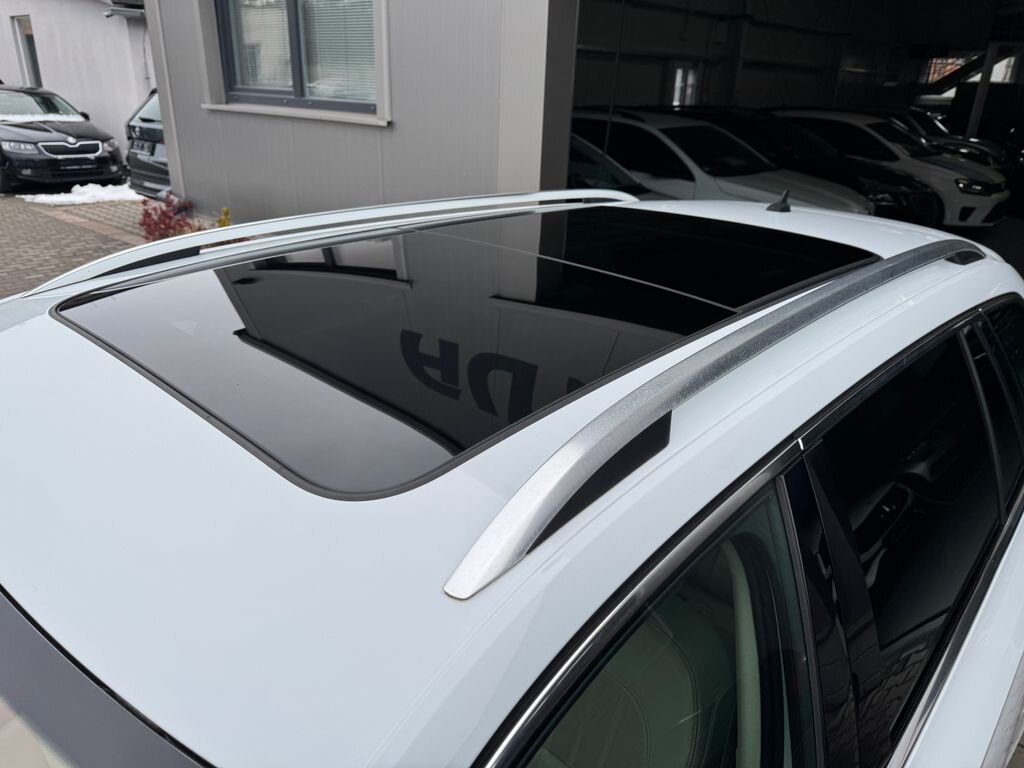 Škoda Superb Kombi 1,8 l 132 kw