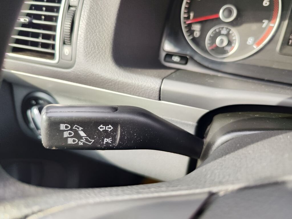 Volkswagen Touran MPV 1,2 l 77 kw