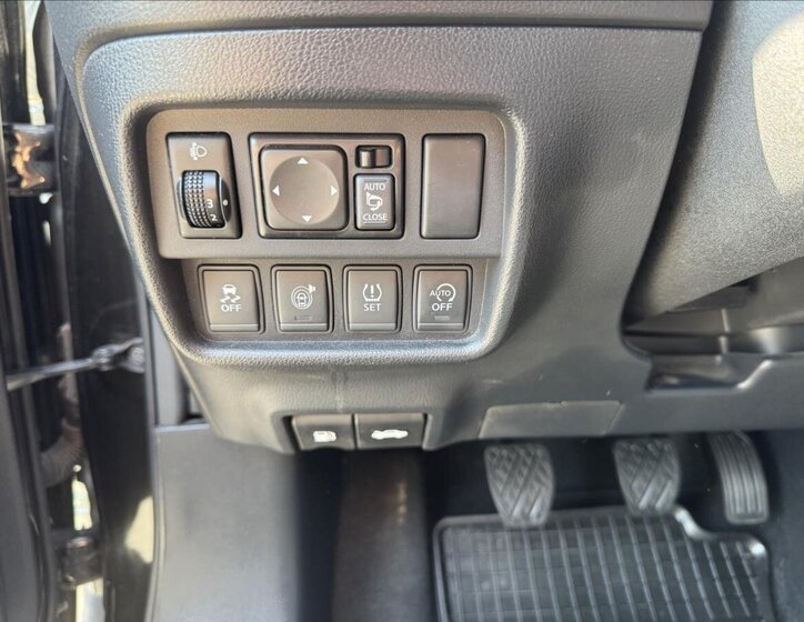 Nissan Juke SUV 1,2 l 85 kw