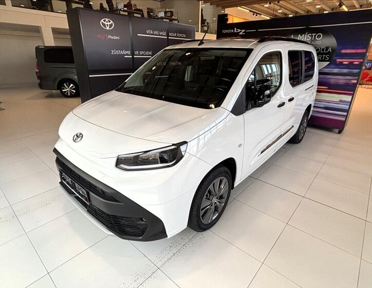 Toyota ProAce City Verso MPV 1,5 l 74 kw