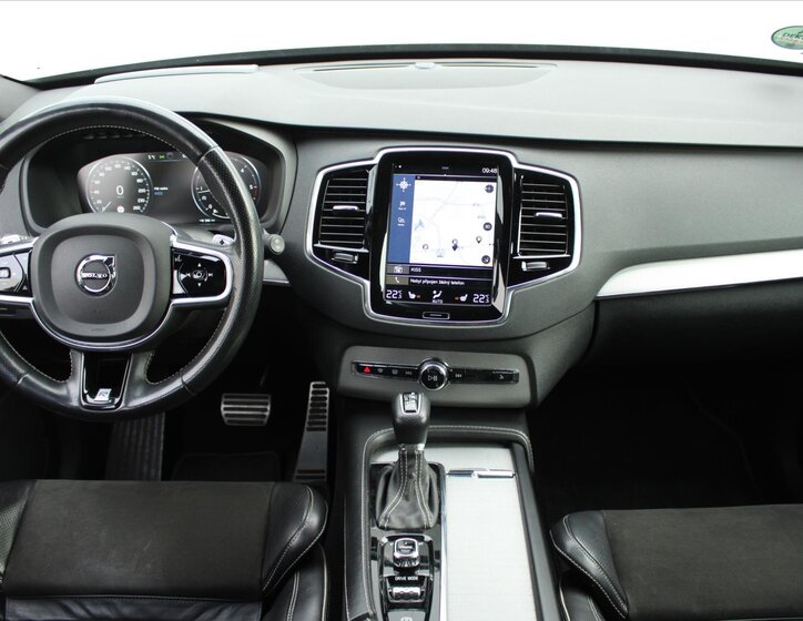 Volvo XC90 SUV 2,0 l 173 kw