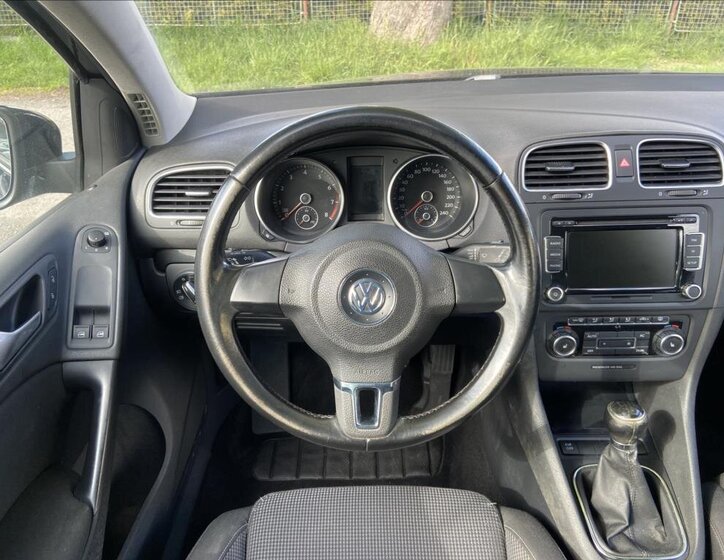 Volkswagen Golf 14