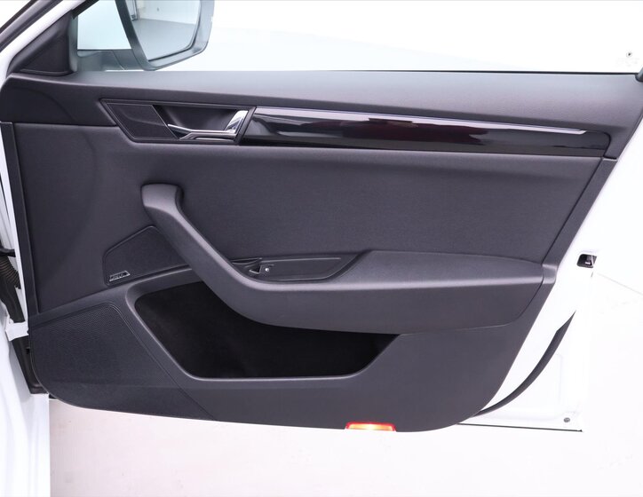 Škoda Superb Kombi 2,0 l 140 kw