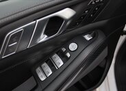 BMW X7 SUV 4,4 l 390 kw