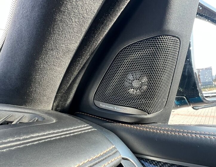 BMW X6 SUV / Terénní 4,4 l 512 kw