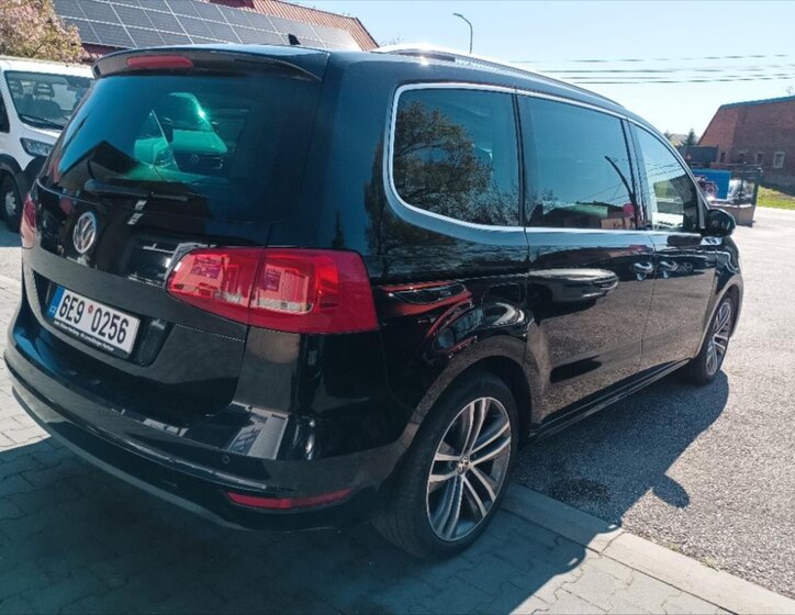 Volkswagen Sharan Kombi 2,0 l 130 kw