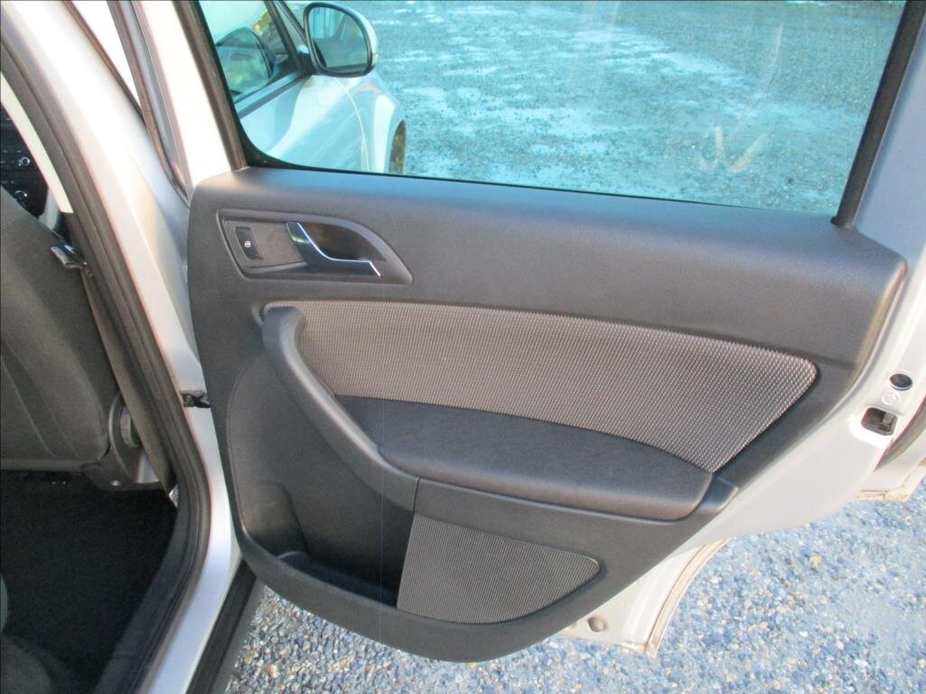 Škoda Yeti SUV / Terénní 1,2 l 77 kw