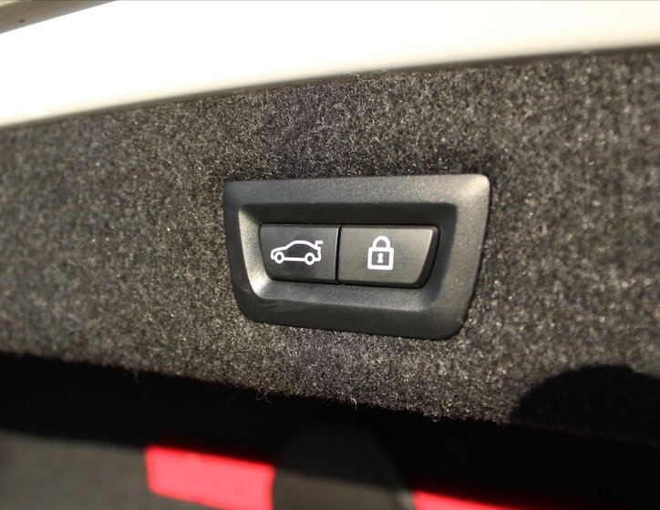 BMW Řada 5 Sedan / Limuzína 3,0 l 250 kw