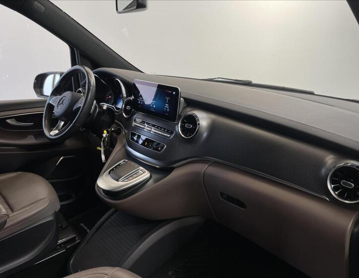 Mercedes-Benz Třídy V 14