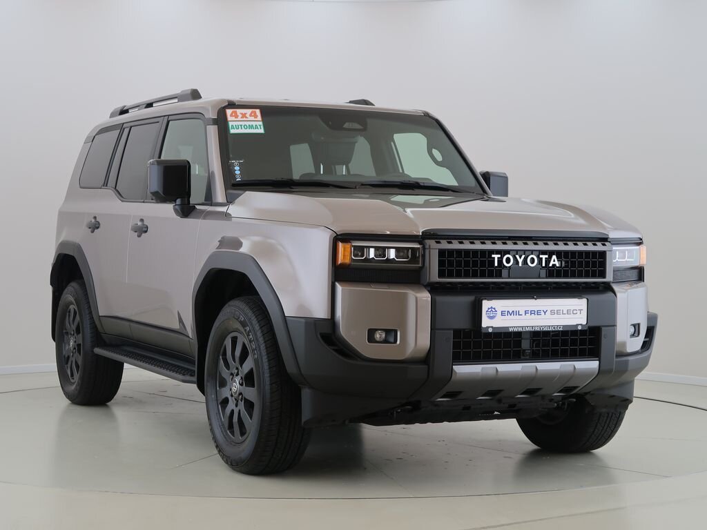 Toyota Land Cruiser SUV / Terénní 2,8 l 151 kw