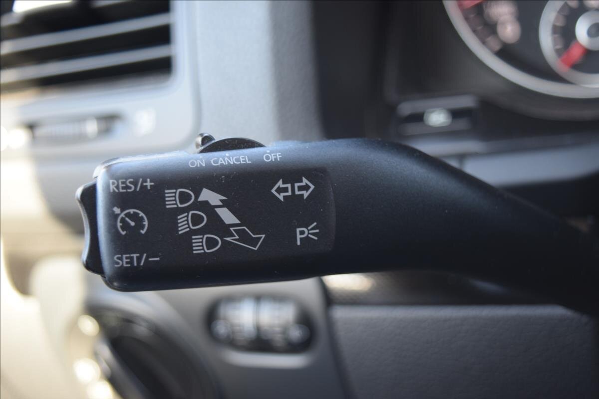 Volkswagen Jetta Kombi 1,4 l 90 kw
