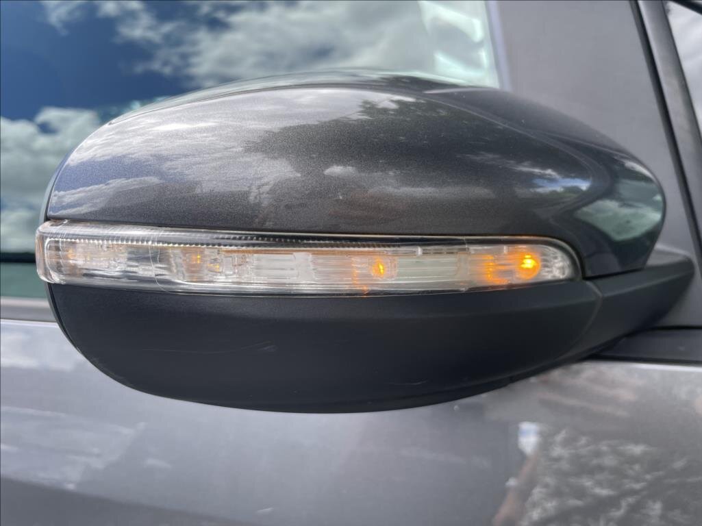 Volkswagen Touran MPV 1,6 l 66 kw