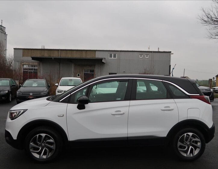 Opel Crossland X 6