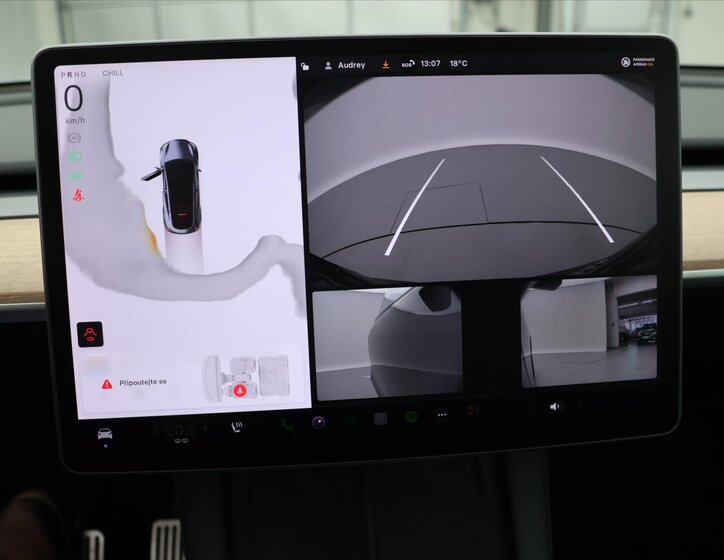 Tesla Model Y SUV / Terénní 0,0 378 kw