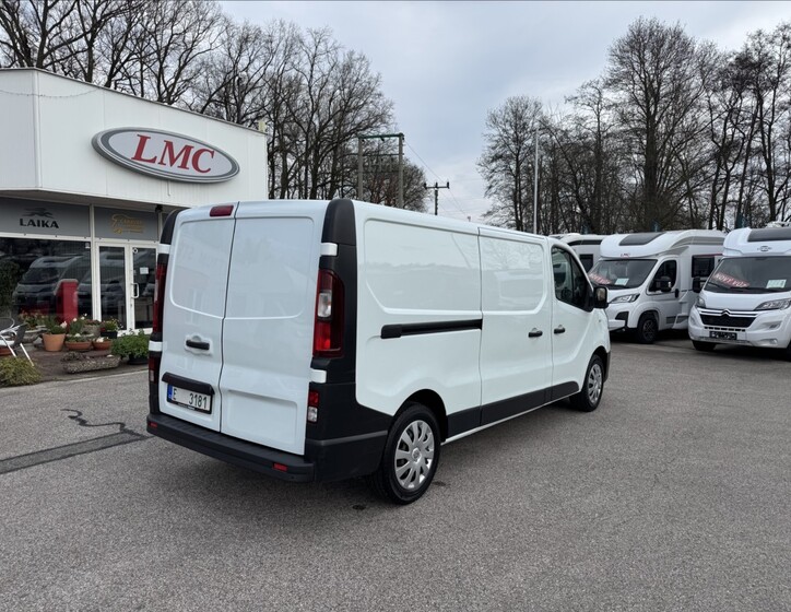 Renault Trafic 4