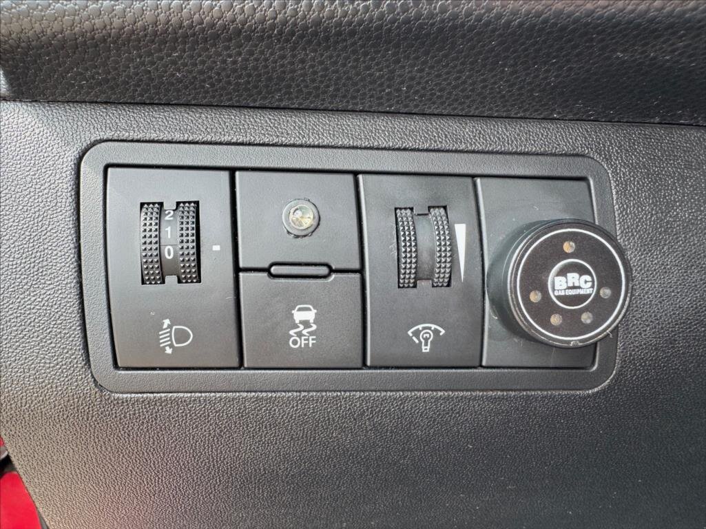 Hyundai ix20 MPV 1,4 l 66 kw