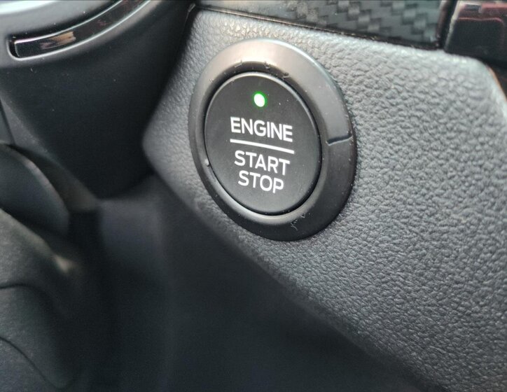 Ford Kuga SUV / Terénní 1,5 l 110 kw