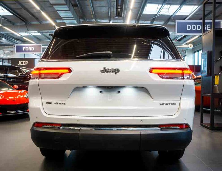 Jeep Grand Cherokee 4