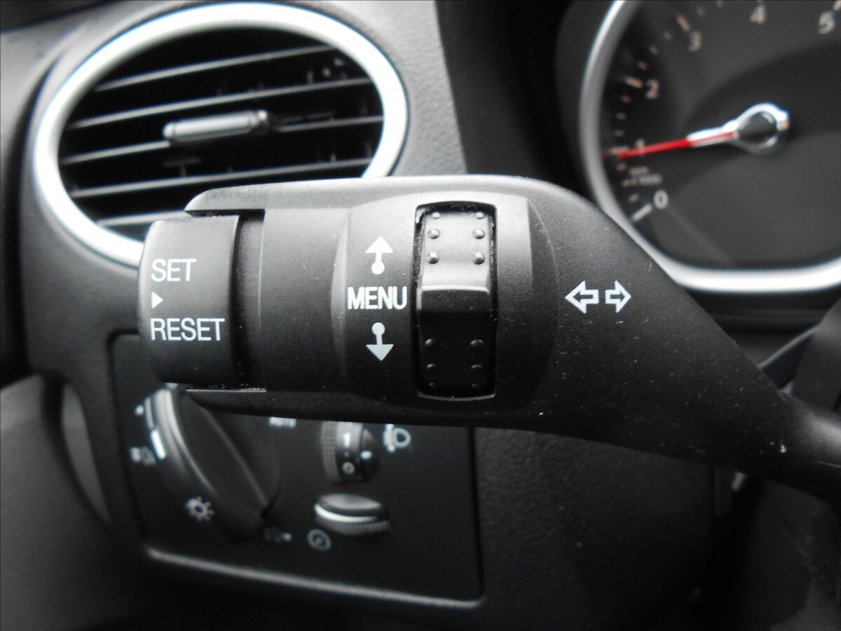 Ford Focus Hatchback 1,6 l 74 kw