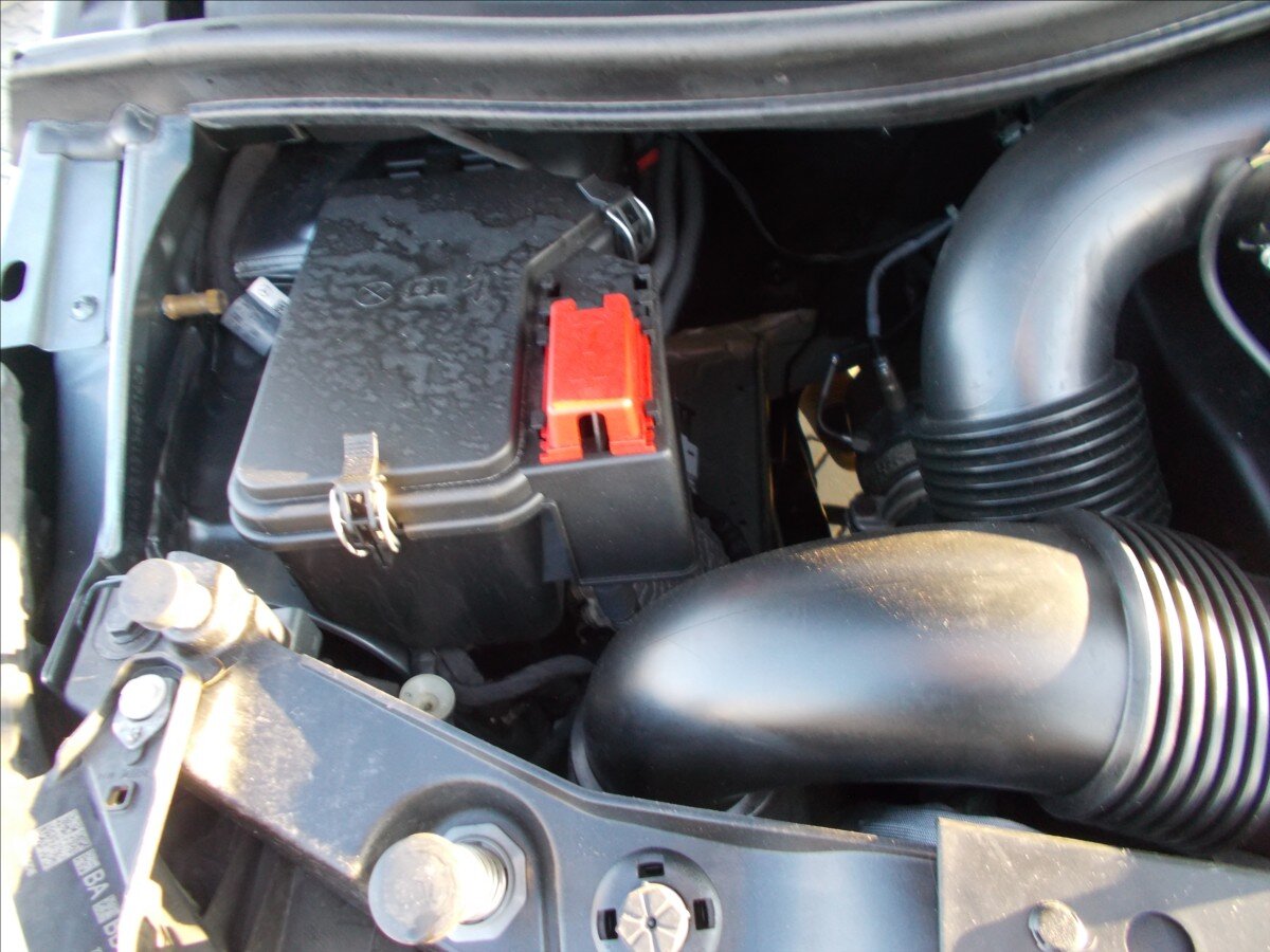 Mercedes-Benz Třídy V MPV 2,1 l 140 kw