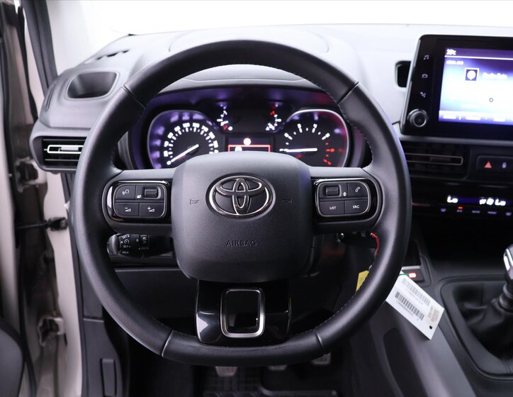 Toyota ProAce City Verso MPV 1,2 l 81 kw