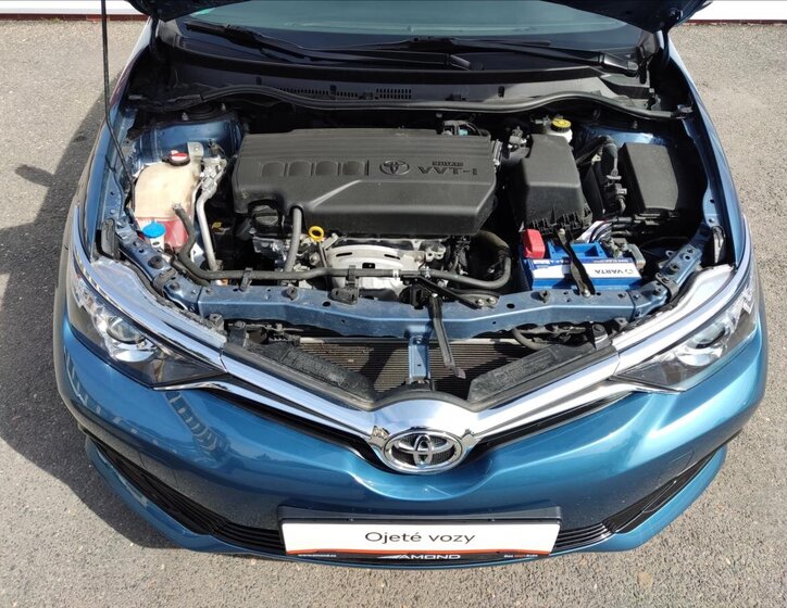 Toyota Auris Kombi 1,3 l 73 kw