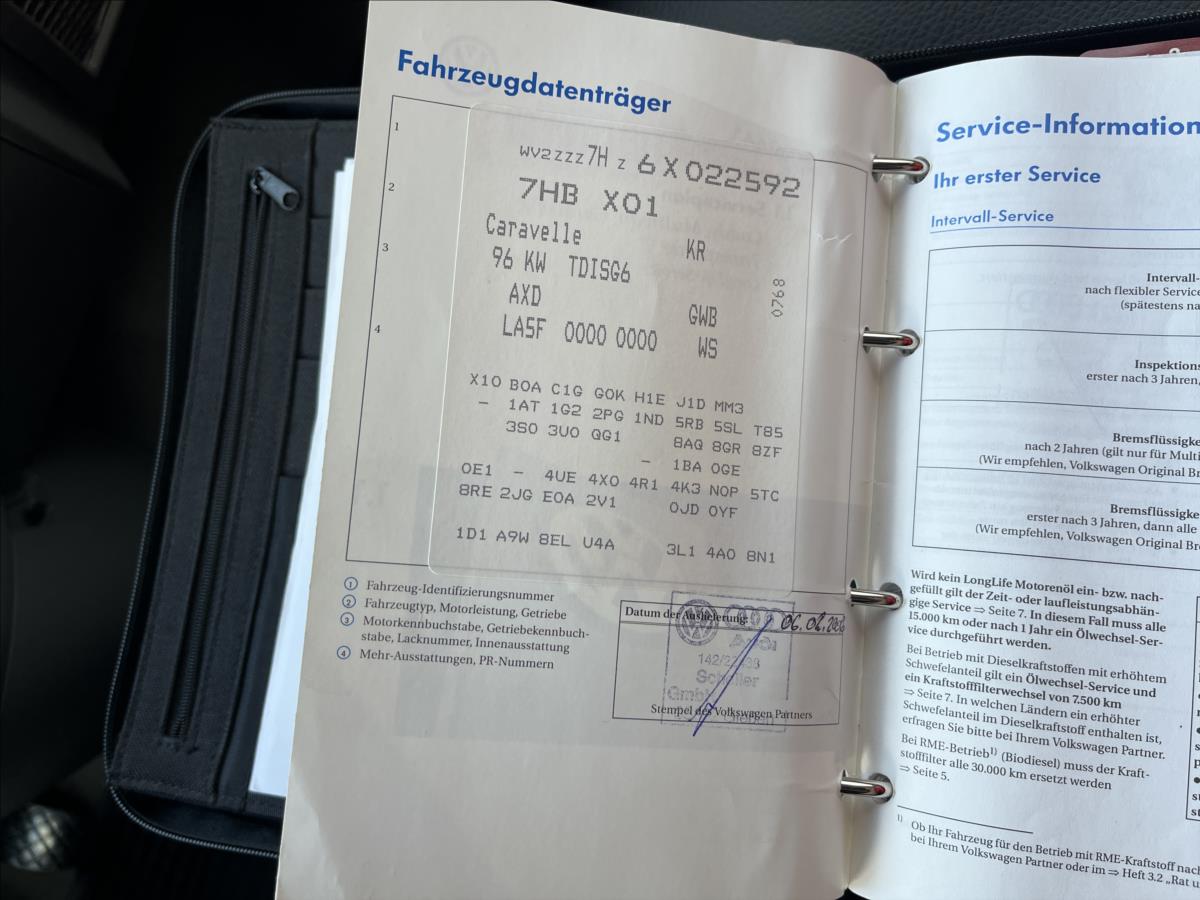 Volkswagen Caravelle