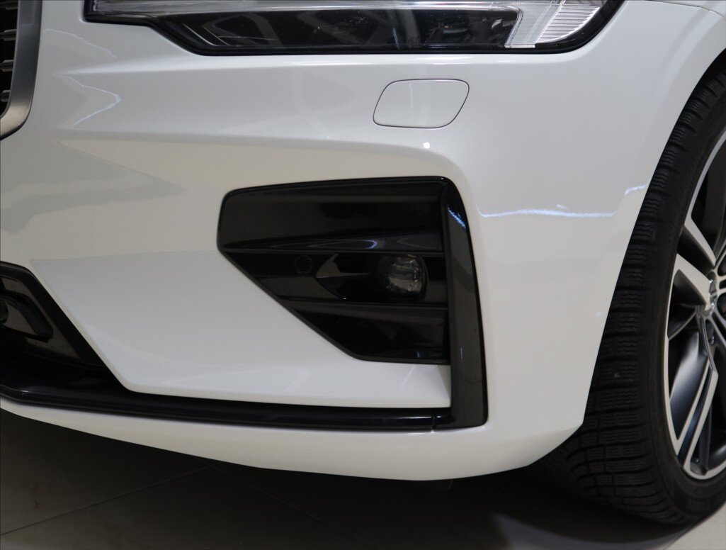 Volvo V60 Kombi 2,0 l 140 kw