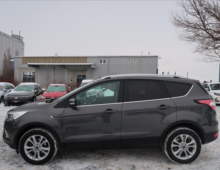Ford Kuga SUV 1,5 l 110 kw