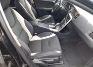 Volvo V60 Kombi 2,0 l 120 kw