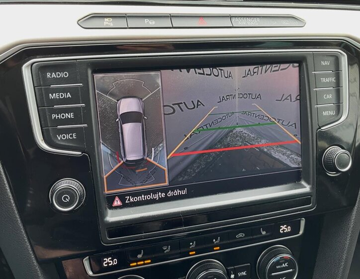 Volkswagen Passat Kombi 2,0 l 176 kw