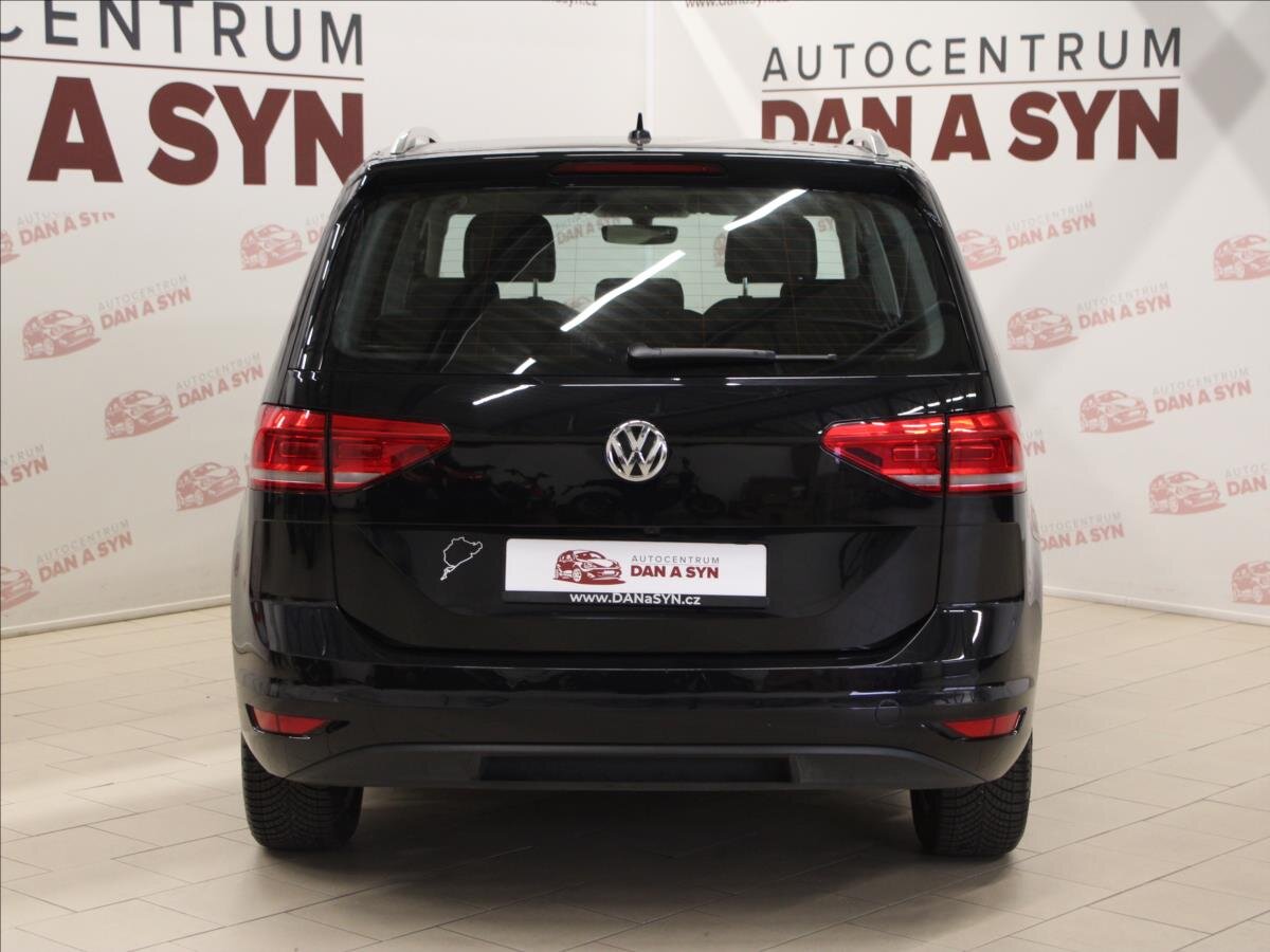 Volkswagen Touran MPV 1,5 l 110 kw