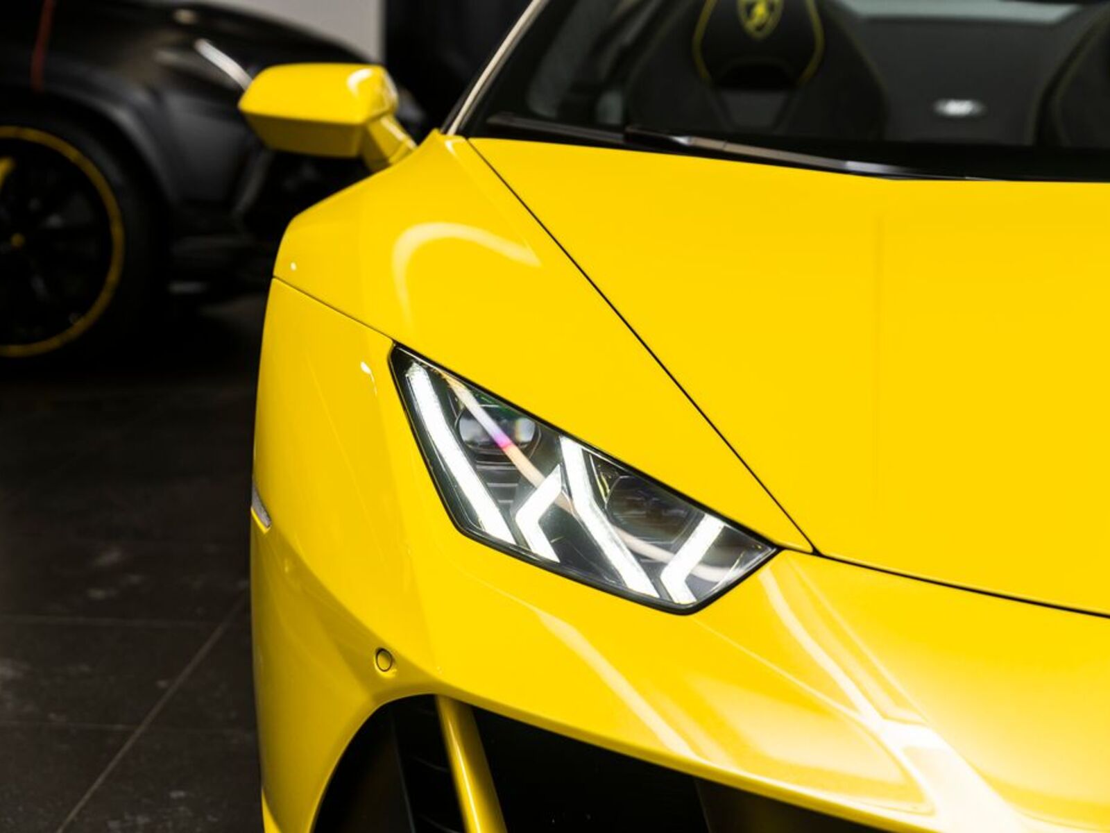 Lamborghini Huracán 13