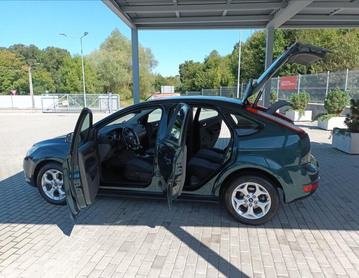 Ford Focus Hatchback 1,4 l 59 kw