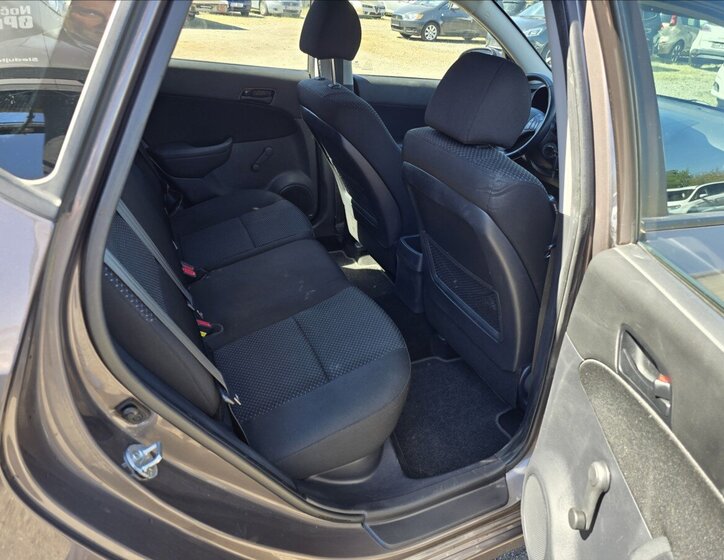 Hyundai i30 Hatchback 1,4 l 80 kw