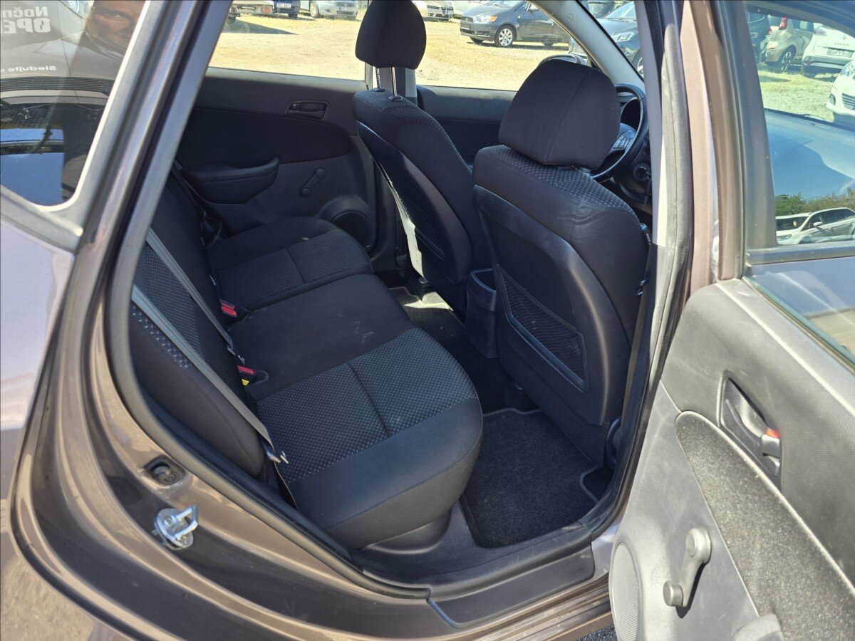 Hyundai i30 Hatchback 1,4 l 80 kw