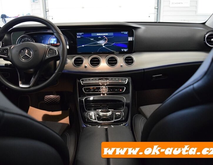 Mercedes-Benz Třídy E Sedan 0,0 110 kw
