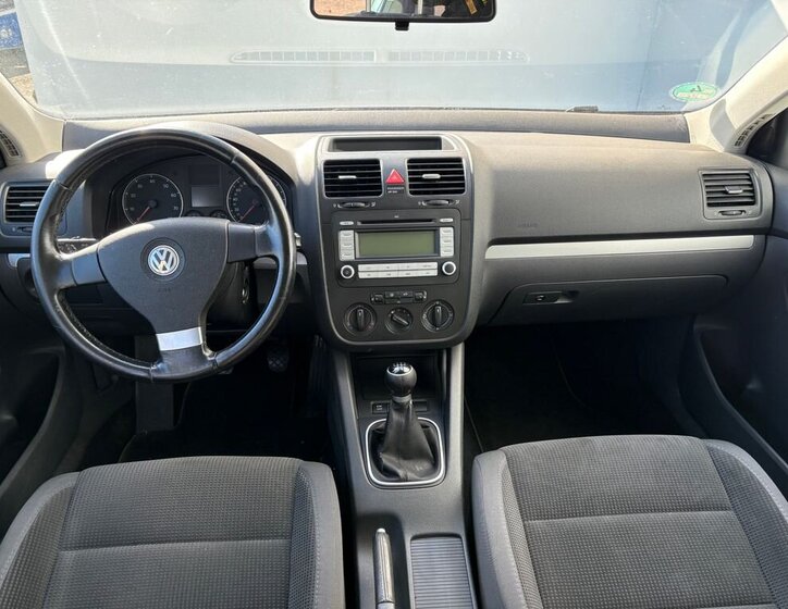 Volkswagen Golf Kombi 1,6 l 75 kw