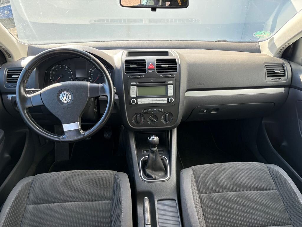 Volkswagen Golf Kombi 1,6 l 75 kw