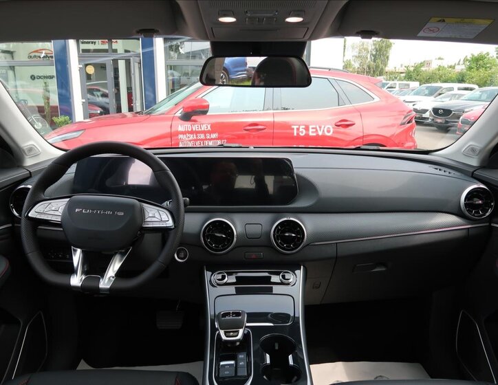 Dongfeng T5 EVO SUV / Terénní 1,5 l 130 kw