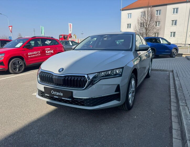 Škoda Octavia Sedan / Limuzína 1,5 l 110 kw