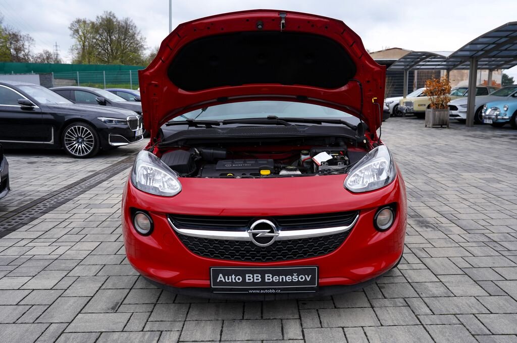 Opel Adam Hatchback 1,4 l 64 kw