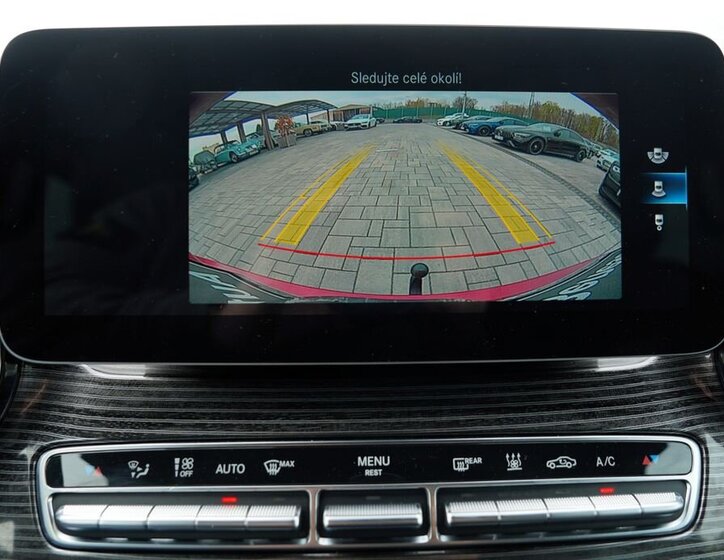 Mercedes-Benz Třídy V MPV 2,0 l 176 kw